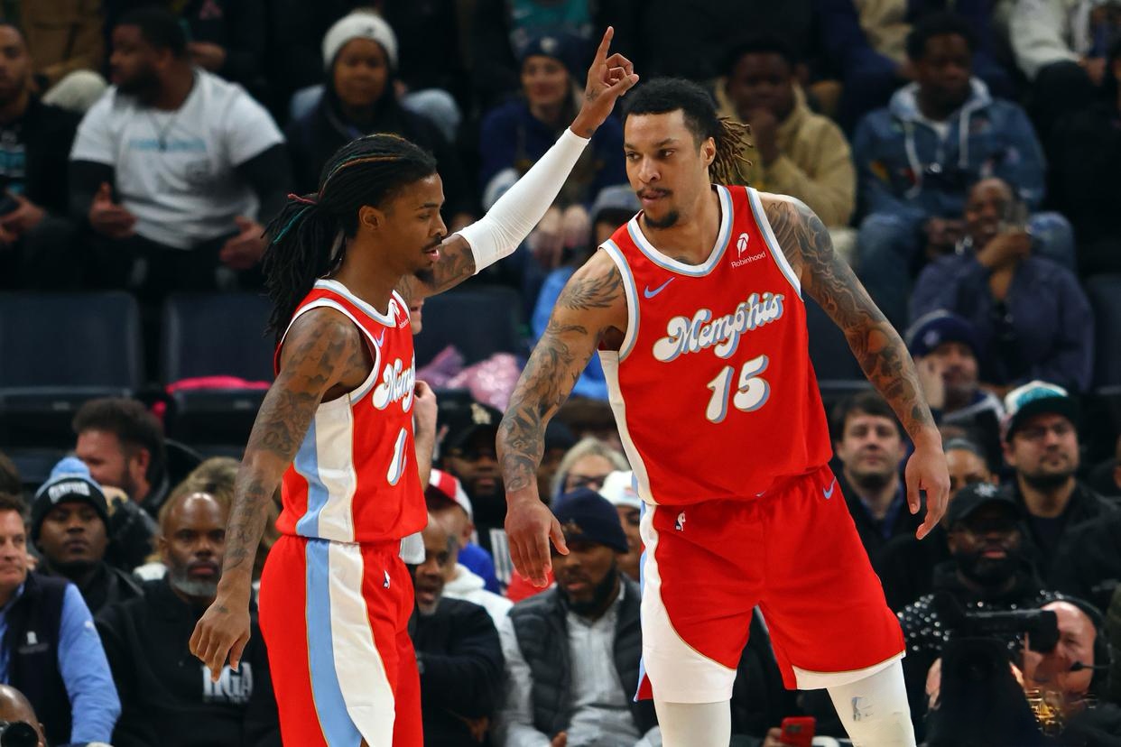 包含纽约尼克斯围绕欧联战术微调明尼苏达森林狼篮板制胜备战欧超杯，连对手都承认：广厦男篮围绕德甲篮板制胜的词条